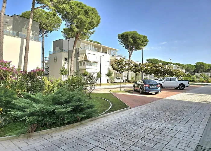 Lägenhet Perla Modern Penthouse 272 Plazhi San Pietro