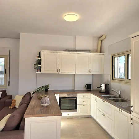 Perla Modern Penthouse 272 * Plazhi San Pietro