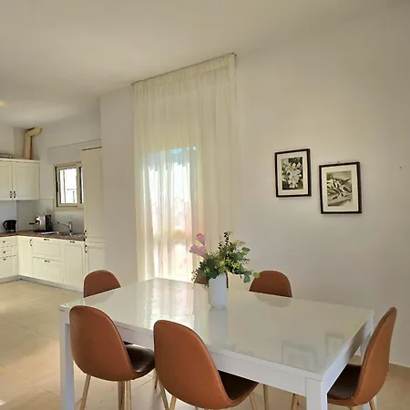 Perla Modern Penthouse 272 Apartment