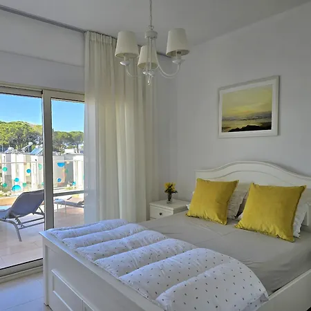 Perla Modern Penthouse 272 Plazhi San Pietro