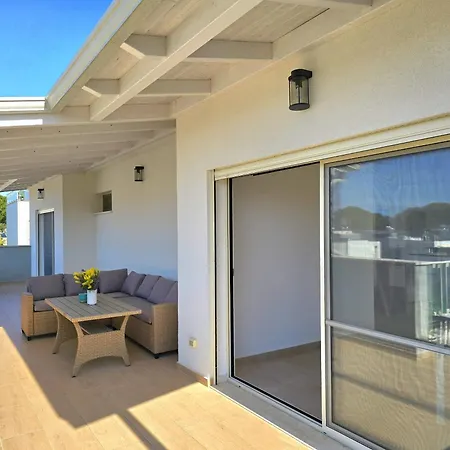 Perla Modern Penthouse 272 Lägenhet Plazhi San Pietro