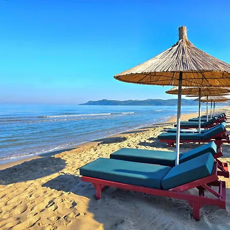 Perla Modern Penthouse 272